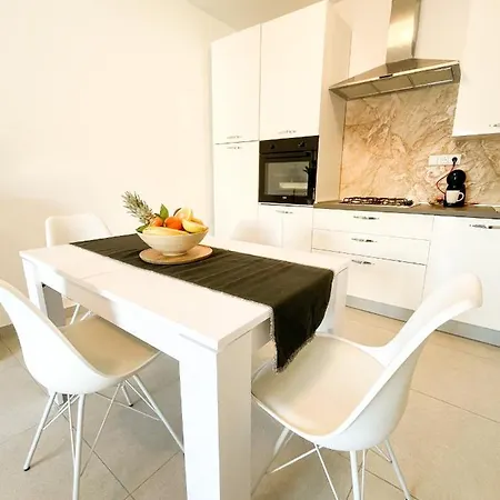 Stylish View * Bellela * * 코츌라