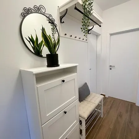 Stylish View * Bellela *