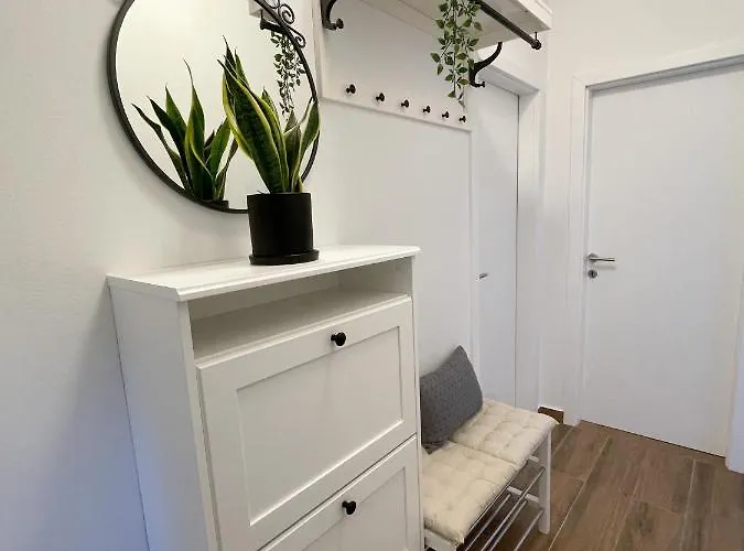 Stylish View * Bellela *